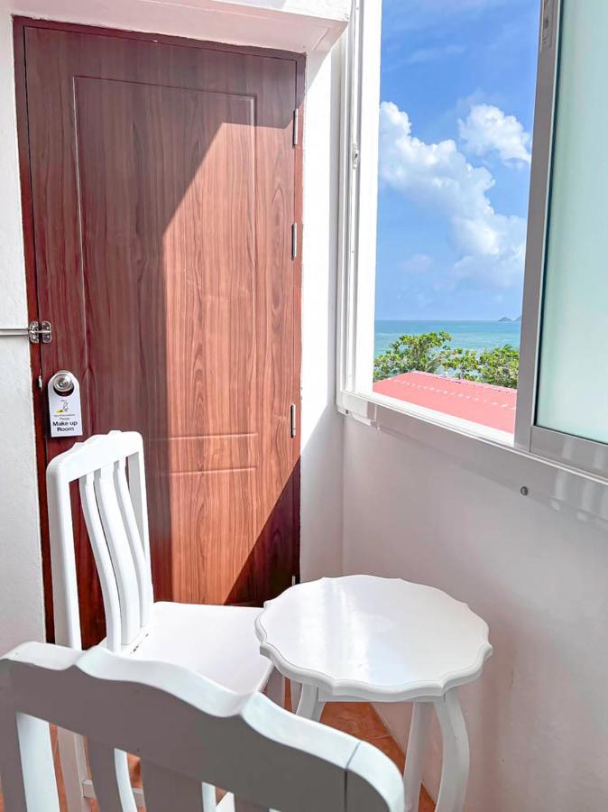 88 House Patong Hotell Exteriör bild